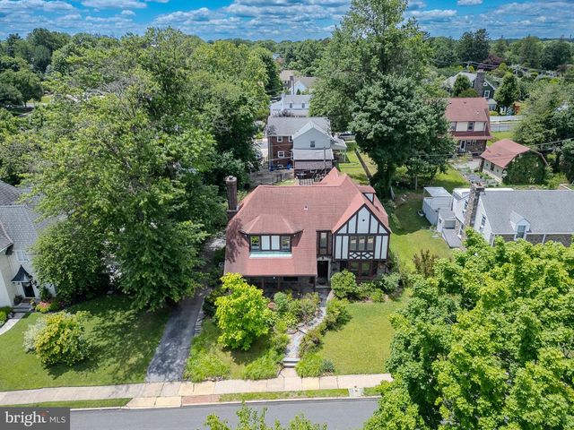 522 BROOKFIELD RD, Drexel Hill, PA 19026
