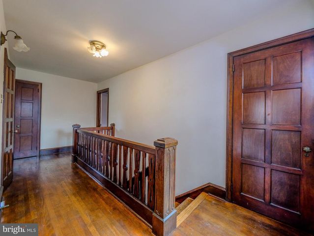 522 BROOKFIELD RD, Drexel Hill, PA 19026