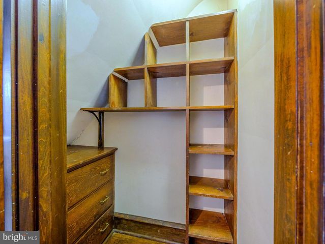 522 BROOKFIELD RD, Drexel Hill, PA 19026
