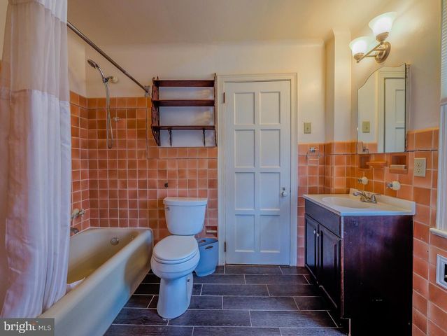 522 BROOKFIELD RD, Drexel Hill, PA 19026