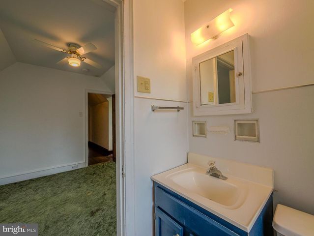 522 BROOKFIELD RD, Drexel Hill, PA 19026