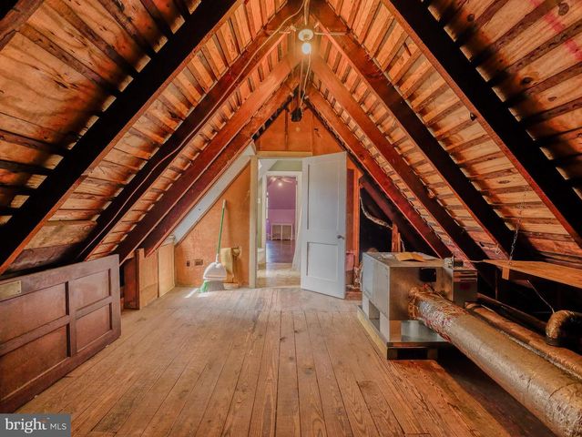 522 BROOKFIELD RD, Drexel Hill, PA 19026