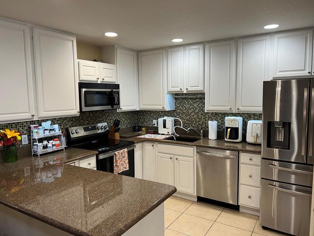 1473 Captains Walk B, Fort Pierce, FL 34950