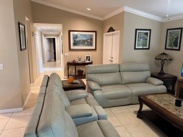 1473 Captains Walk B, Fort Pierce, FL 34950