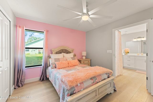 826 Hunan Street NE, Palm Bay, FL 32907