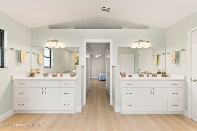 826 Hunan Street NE, Palm Bay, FL 32907