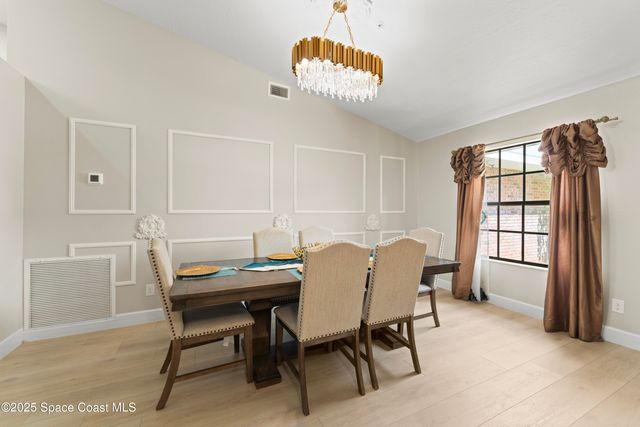 826 Hunan Street NE, Palm Bay, FL 32907