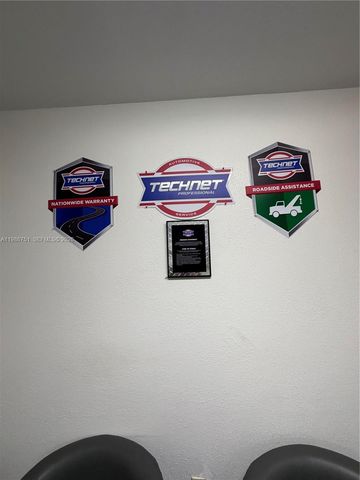 330 NW 171st St, North Miami Beach, FL 33169