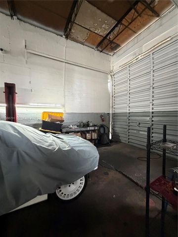 330 NW 171st St, North Miami Beach, FL 33169