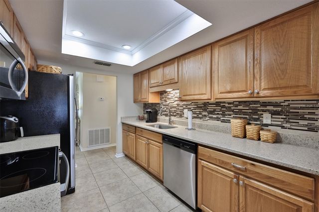 1806 WEDGE COURT, Sun City Center, FL 33573