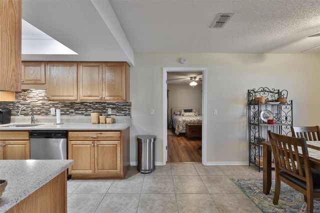 1806 WEDGE COURT, Sun City Center, FL 33573