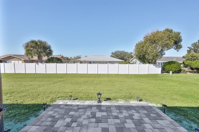 1806 WEDGE COURT, Sun City Center, FL 33573