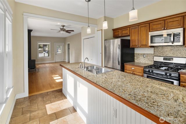 606 W 2nd Street, Cle Elum, WA 98922