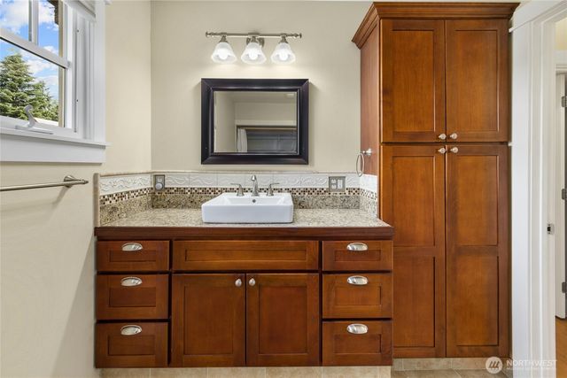 606 W 2nd Street, Cle Elum, WA 98922