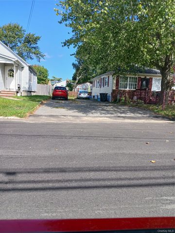 25 Campbell Street, Patchogue, NY 11772
