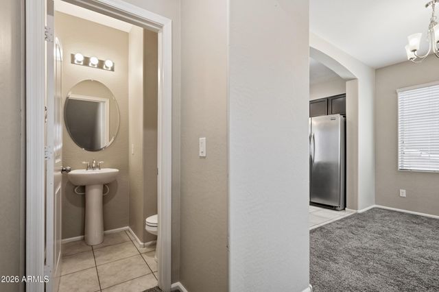 1947 N 77TH Glen, Phoenix, AZ 85035