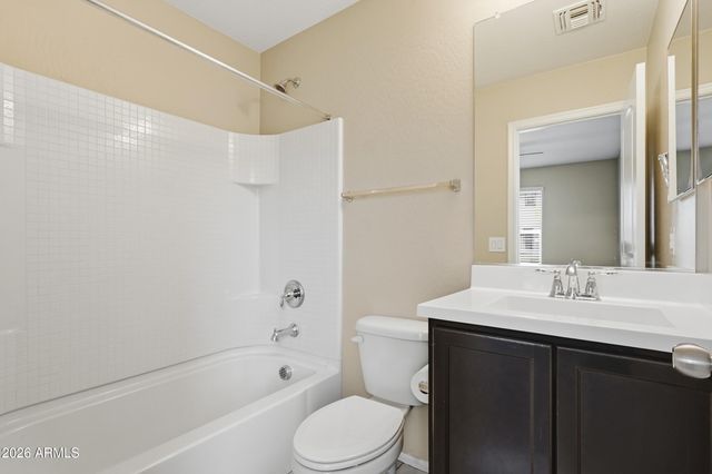 1947 N 77TH Glen, Phoenix, AZ 85035