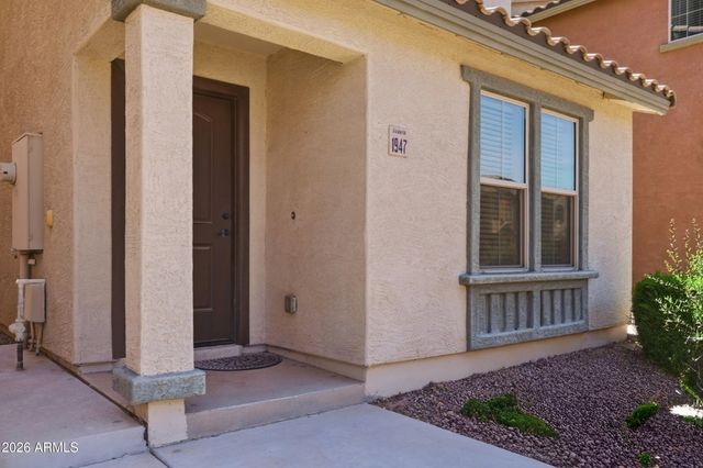 1947 N 77TH Glen, Phoenix, AZ 85035