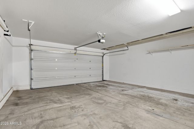 1947 N 77TH Glen, Phoenix, AZ 85035