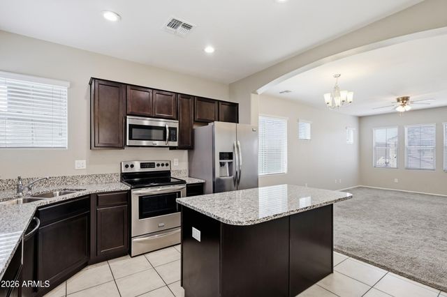 1947 N 77TH Glen, Phoenix, AZ 85035