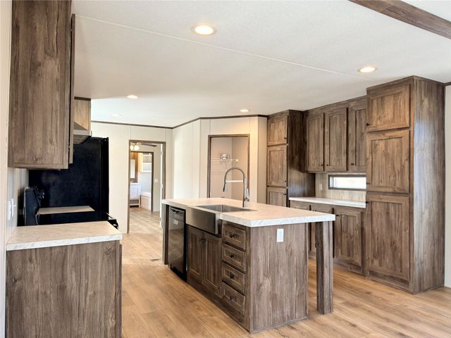 1223 AN COUNTY ROAD 465, Palestine, TX 75803