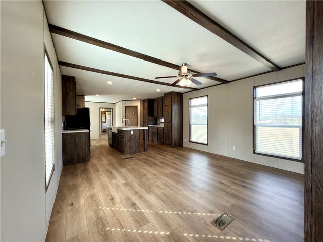 1223 AN COUNTY ROAD 465, Palestine, TX 75803