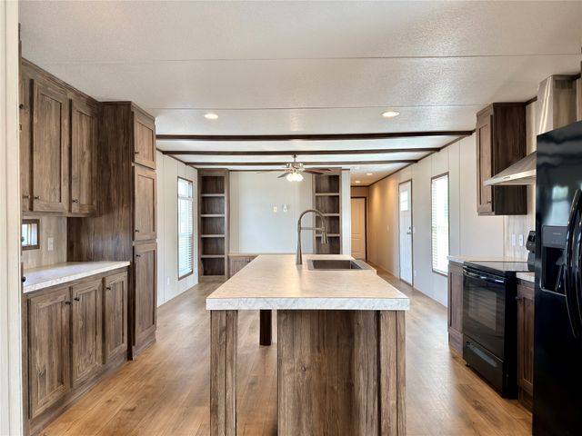 1223 AN COUNTY ROAD 465, Palestine, TX 75803