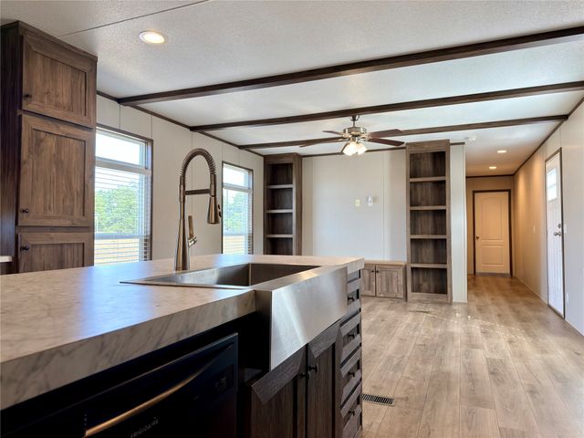 1223 AN COUNTY ROAD 465, Palestine, TX 75803