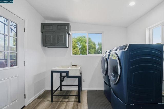 10 12 Street, Richmond, CA 94801
