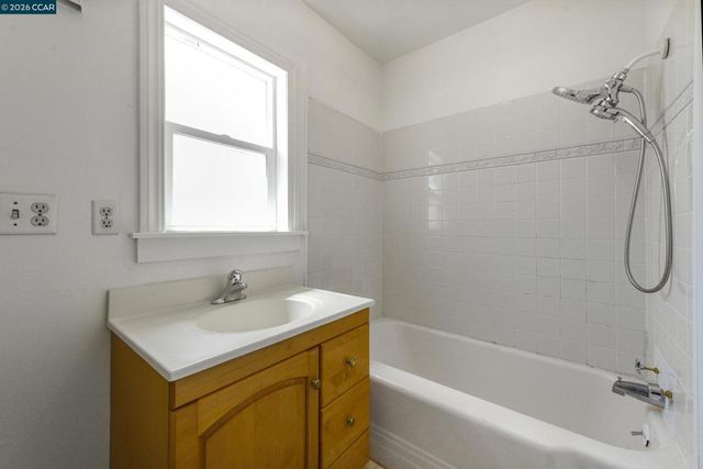 10 12 Street, Richmond, CA 94801