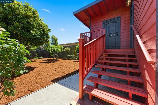10 12 Street, Richmond, CA 94801