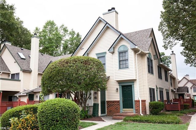 6 Tamarisk Quay Apt J, Hampton, VA 23666