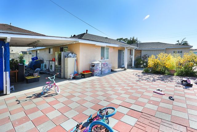 14902 Purdy, Midway City, CA 92655