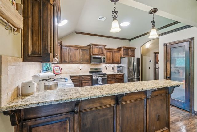 3301 Wood Valley Road, Norman, OK 73071