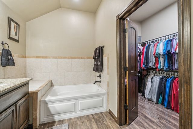 3301 Wood Valley Road, Norman, OK 73071