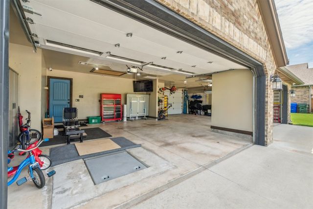 3301 Wood Valley Road, Norman, OK 73071