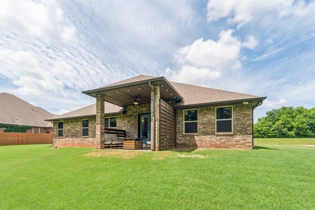 3301 Wood Valley Road, Norman, OK 73071