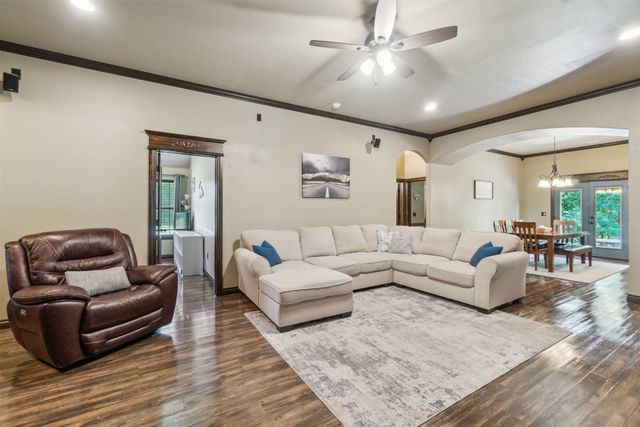 3301 Wood Valley Road, Norman, OK 73071