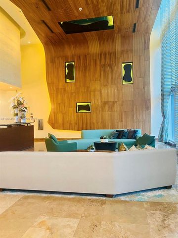 50 Biscayne Blvd 3509, Miami, FL 33132