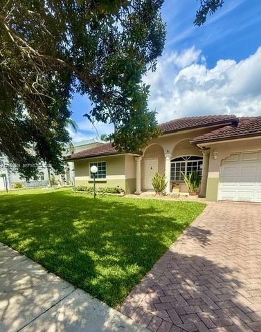 18223 SW 149th Pl, Miami, FL 33187