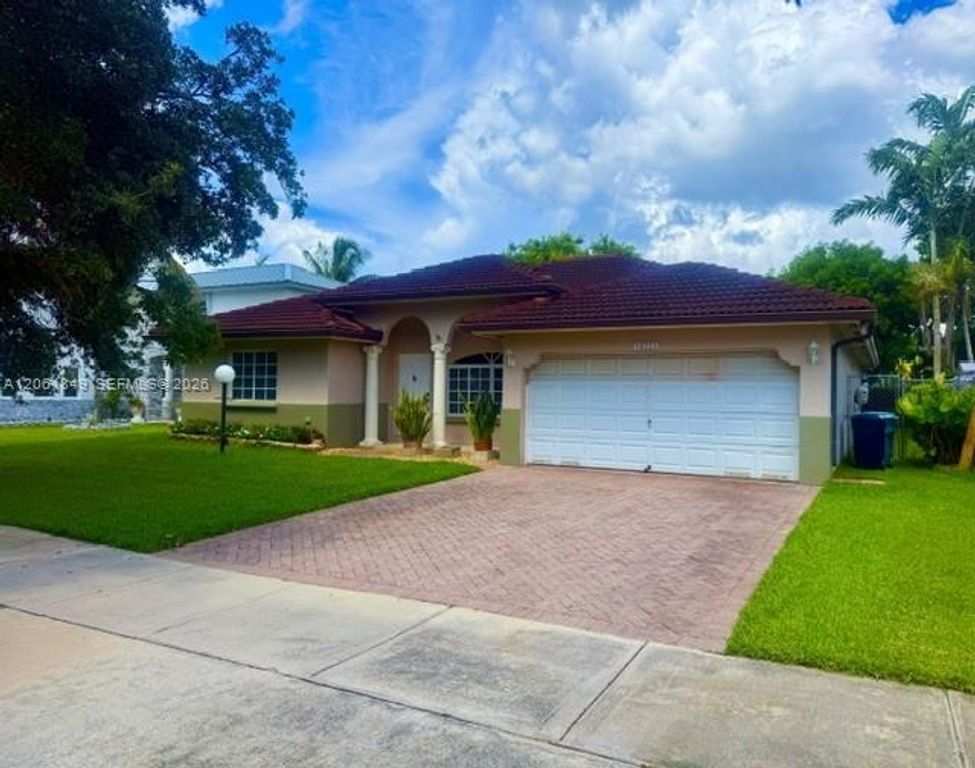 18223 SW 149th Pl, Miami, FL 33187