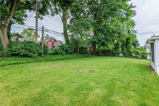 132 Presque Street, Rochester, NY 14609