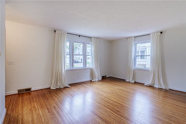 132 Presque Street, Rochester, NY 14609