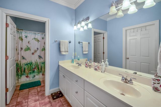 207 Georgetown Ln., Hattiesburg, MS 39402