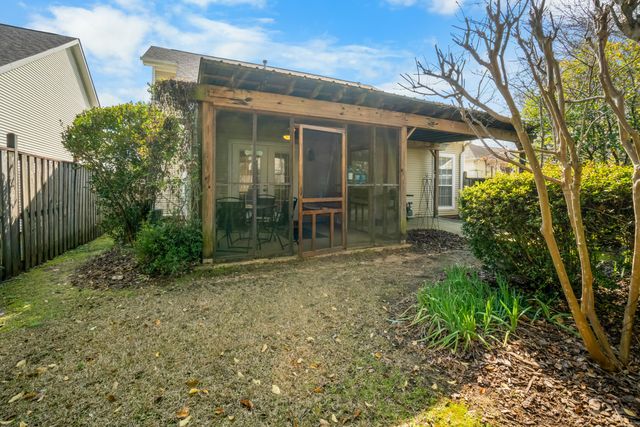 207 Georgetown Ln., Hattiesburg, MS 39402