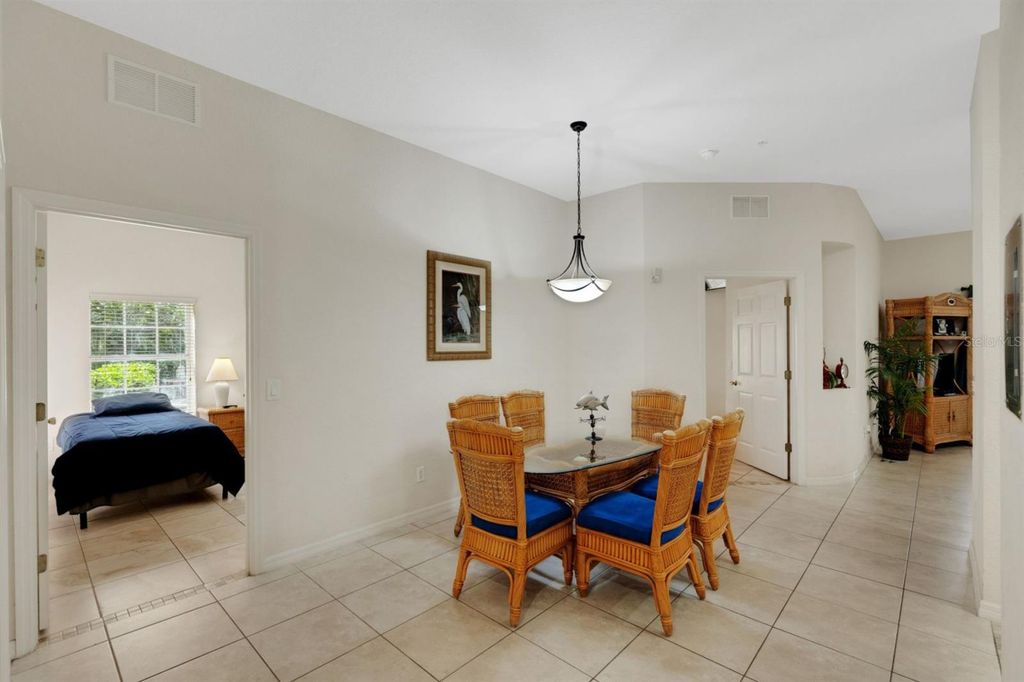 Image 16 of property listing at 301 NEW PROVIDENCE PROMENADE 301, Davenport, FL 33897