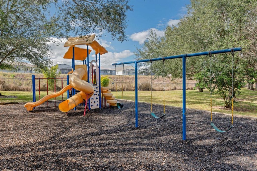 Image 26 of property listing at 301 NEW PROVIDENCE PROMENADE 301, Davenport, FL 33897