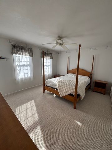 35 Santuit Pond Way 5C, Mashpee, MA 02649