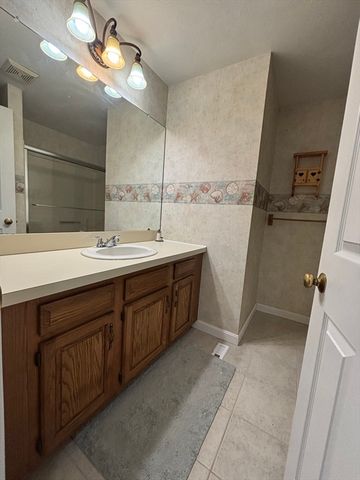 35 Santuit Pond Way 5C, Mashpee, MA 02649