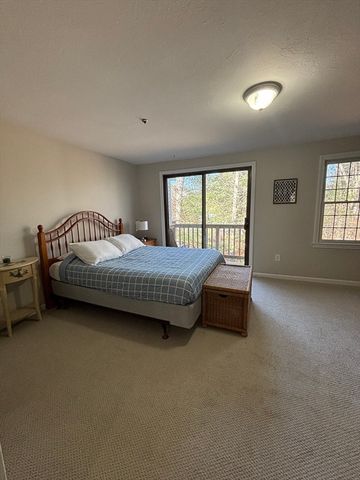 35 Santuit Pond Way 5C, Mashpee, MA 02649